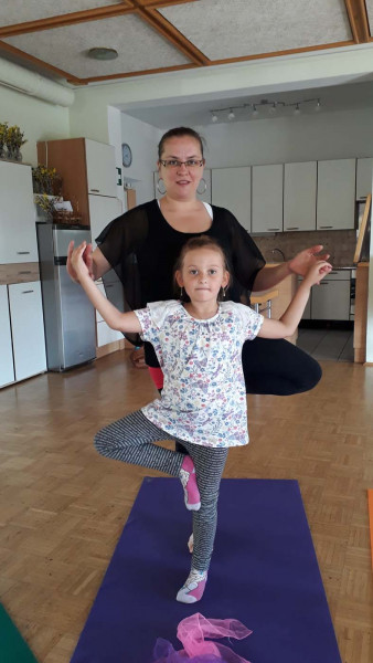 SarahKids-KinderYoga%20%287%29