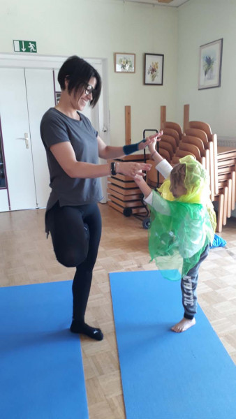 SarahKids-KinderYoga%20%288%29